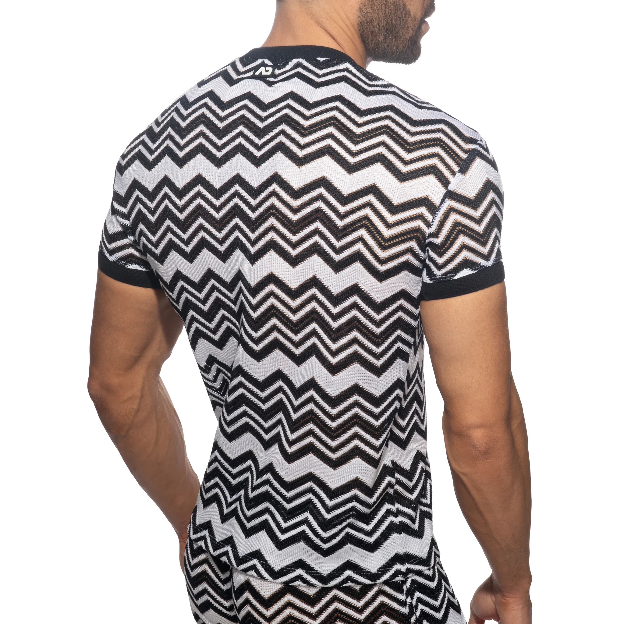 Addicted Isparta V-Neck T-Shirt Black AD1368 - Image 3